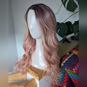 Peachy Queen Chelsey Smith Crowns